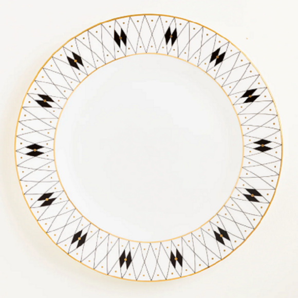 How to Upgrade Your Table Setting with Classic Gold and Black Plates