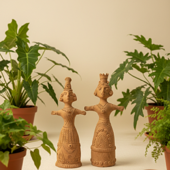 Creative Ways To Style Earthenware In Modern Interiors