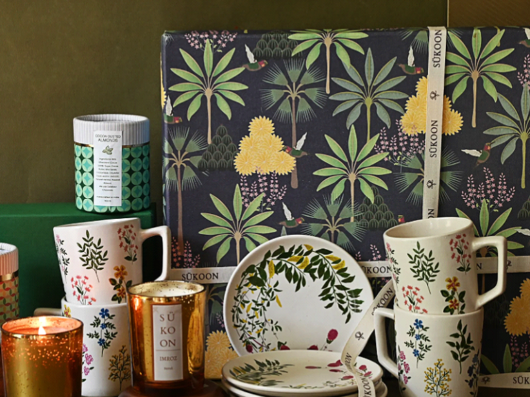 cb5-768 Best Decorative Gift Boxes for Weddings, Festivals, and Corporate Gifting