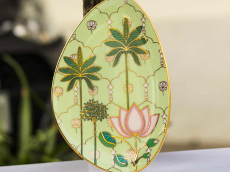 10 Creative Ways to Use Decorative Platters in Your Home Décor